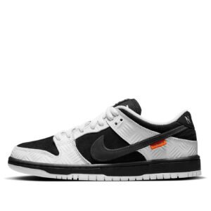 Nike x TIGHTBOOTH SB Dunk Low ‘White Black’